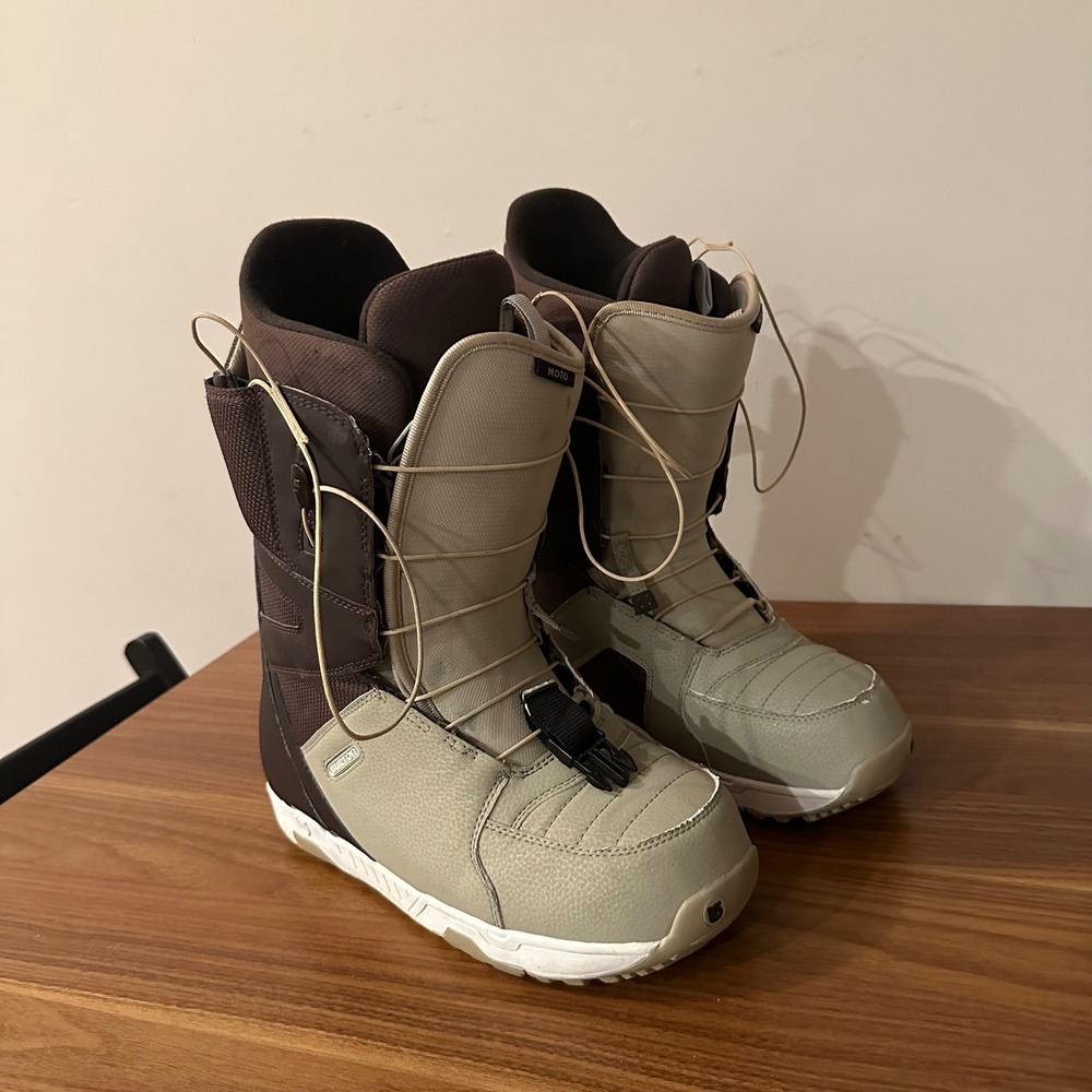 Burton Moto Mens Snowboard Boots Brown Tan Speed Zone Lacing Size 10.5 snowboard